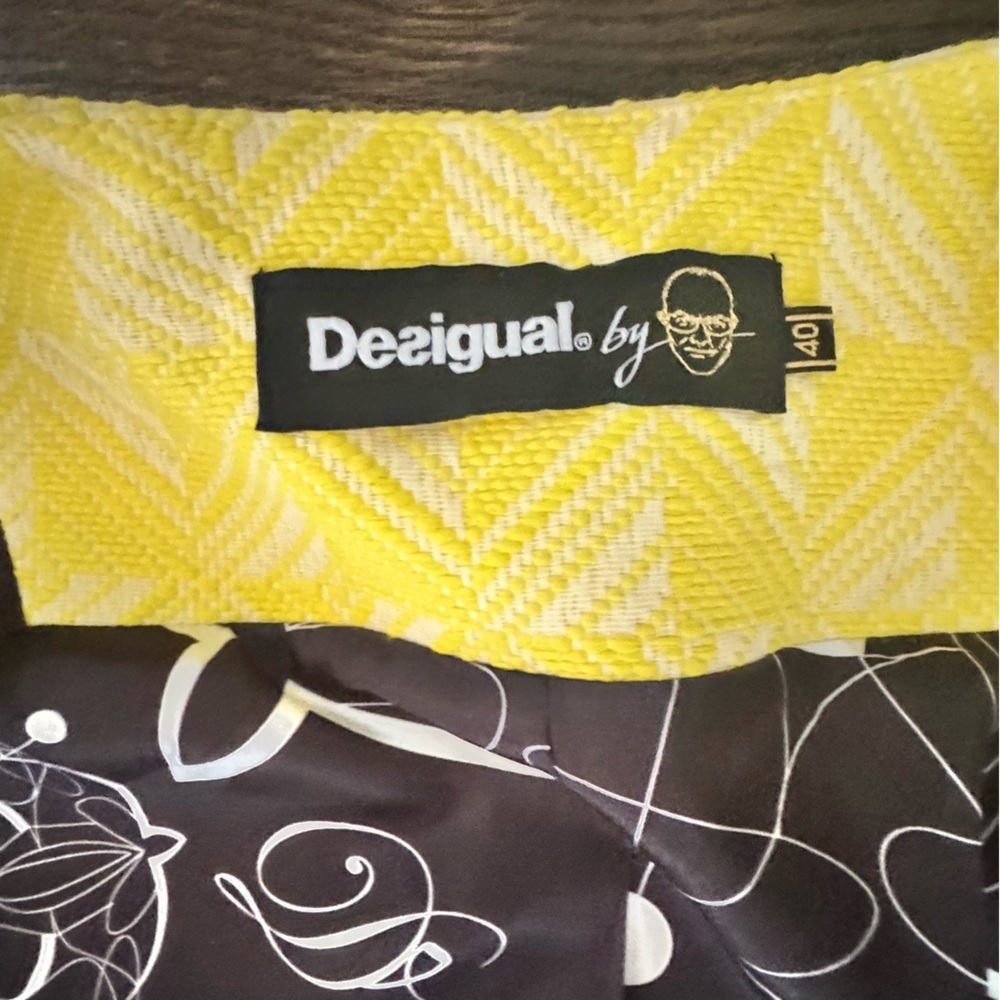 Desigual X Christian Lacroix Women’s yellow Colorful button woven Coat Sz 40 (M) - Picture 7 of 8